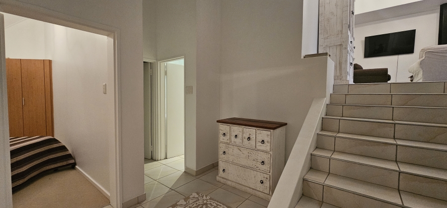 To Let 3 Bedroom Property for Rent in Middedorp Western Cape